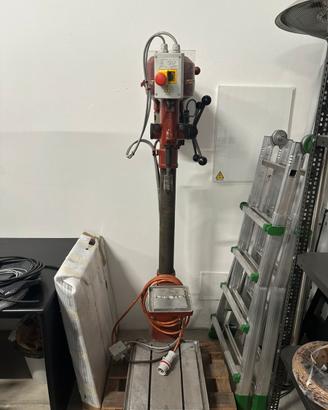 Trapano a colonna funzionante 400V