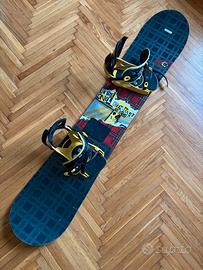 Rossignol Contrast snowboard con attacchi