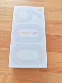 Honor 600 + omaggio a SORPRESA