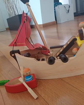 Galeone dei pirati in legno