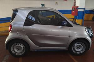 Smart Fortwo Coupé 0.9 Turbo 90cv Twinamic –Brabus