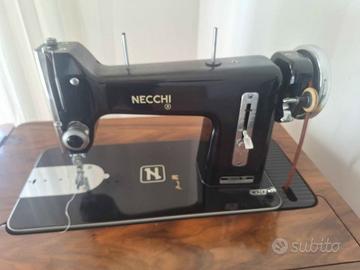 Vecchia macchina per cucine Necchi