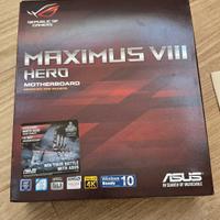 Scheda madre Asus con CPU e RAM