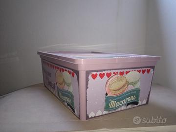 scatola in plastica con stampa