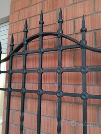 fioriera ferro battuto pieno 