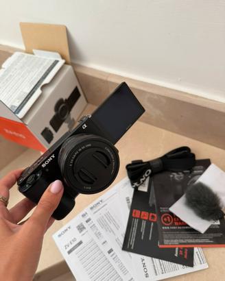 Sony ZV-E10 – Vlogging Camera + obiettivo 16-50 mm