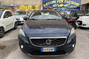 Volvo V40 Cross Country D2 1.6 Momentum