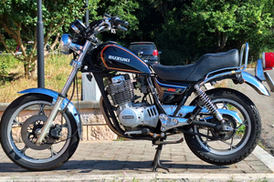 Suzuki GN400