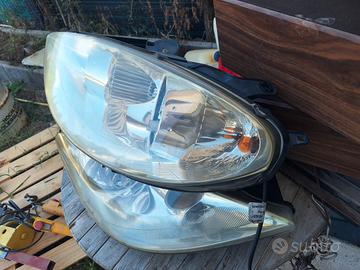 peugeot 807 fari. specchietti frecce