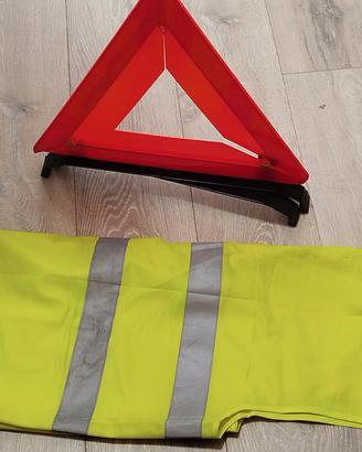 triangolo e giubbotto catarifrangente