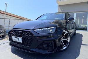 Audi A4 RS 4 Avant 450cv performance in garanzia