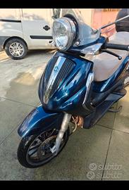 piaggio Beverly 400 