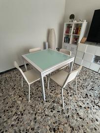 Tavolo allungabile in vetro 