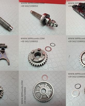 RICAMBI MOTORE SUZUKI GSXR 750 2004 2005