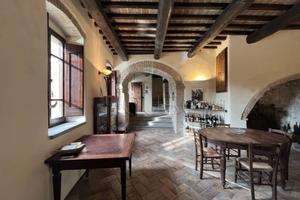 Appartamento di 236 m² con 5 locali a Umbertide