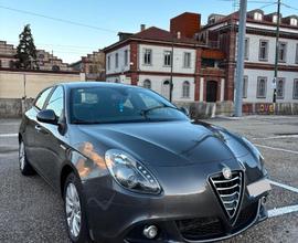 ALFA ROMEO Giulietta 2015