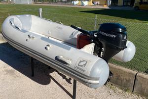 Tender zodiac cadet 300 con Mercury 8hp 4t
