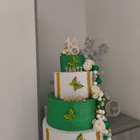 Torta Finta per Diciottesimo Tema Verde 