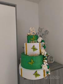 Torta Finta per Diciottesimo Tema Verde 