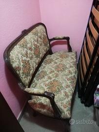 divanetto Luigi sedici 