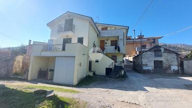 2 LOCALI A PELLEZZANO