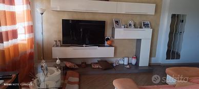 parete attrezzata lunghezza 3m