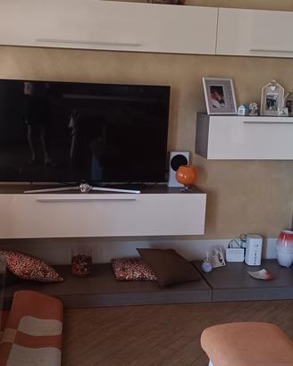 parete attrezzata lunghezza 3m