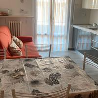 Bilocale ristrutturato vicinissimo al lungomare