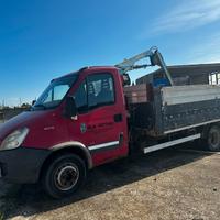 Iveco daily 60 con gru effel patente c