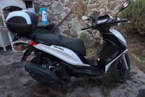 Piaggio Medley S 200