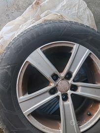 Gomme 215/70/16