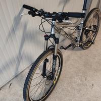 MTB specialized stumperjump M4 taglia telaio L