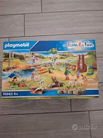 FAMILY FUN PLAYMOBIL