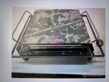 Bistecchiera in pietra ollare con vassoio in accia