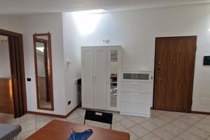 Monolocale completamente arredato , Uboldo(VA)