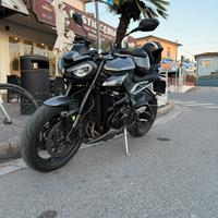 Street triple 765 R Triumph
