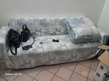 camera da letto e divano letto