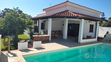 Baia Del Silenzio Villa Con Piscina 170m Dal Mare