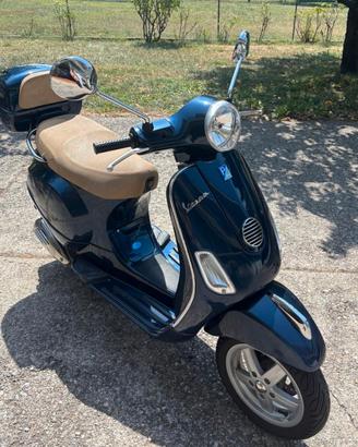 Vespa Piaggio 125 LX ie