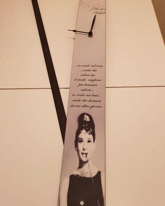 OROLOGIO A STRISCIA CON IMMAGINE DI AUDREY HEPBURN