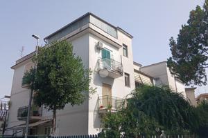 3 LOCALI A ROMA