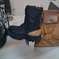 anfibi  neri prima classe con borsa zaino  prima c