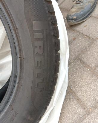 Pneumatici Pirelli 