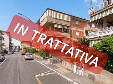 4 LOCALI A FOLLONICA