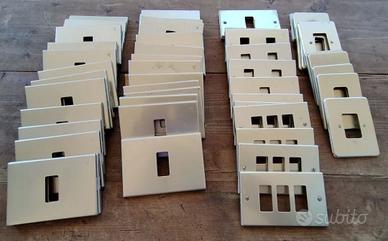 Ritiro placche alluminio e frutti BTicino vintage