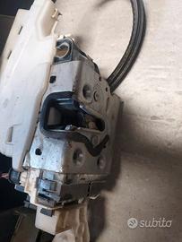 Serratura anteriore sx fiat 500x anno 2017