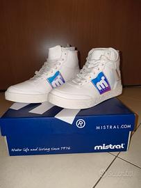Sneakers alte bianche Mistral n. 39 Nuove