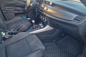 Ricambi + Tappezzeria alfa romeo giulietta 2013