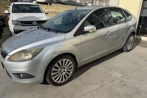 Ford Focus 1.6 diesel 2009 5 porte berlina
