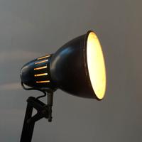 Lampada da tavolo industriale vintage